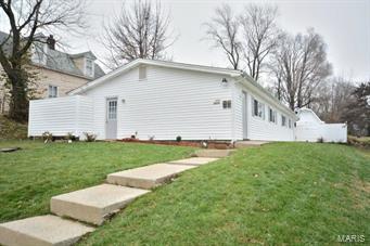 Beautiful 2 family duplex located on quiet street and just a short walk to Blanchette Park. Each unit has 2 bedroom, 1 bath and has been nicely updated. Great income potential by living in one unit and renting the other. Great investment opportunity by renting both units. Easy access to both Highway 70 and 370. Close to shopping and entertainment. Make an appointment today - this will sell fast!
