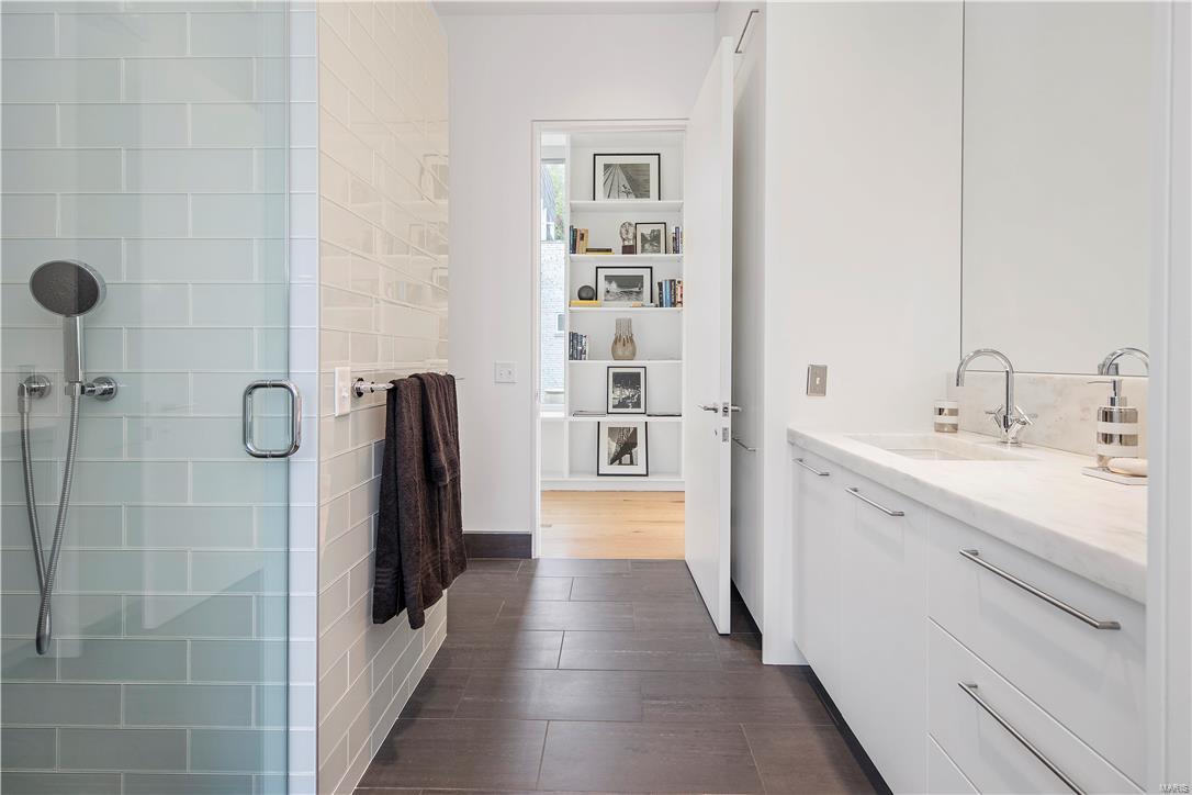 Ladue - Residential
