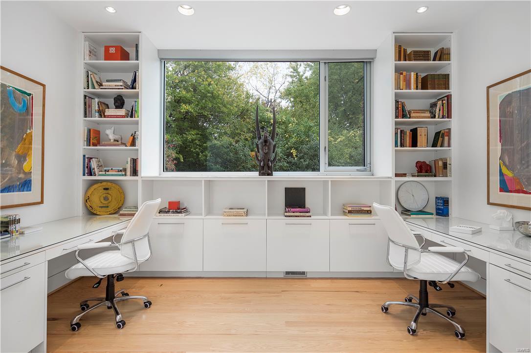 Ladue - Residential