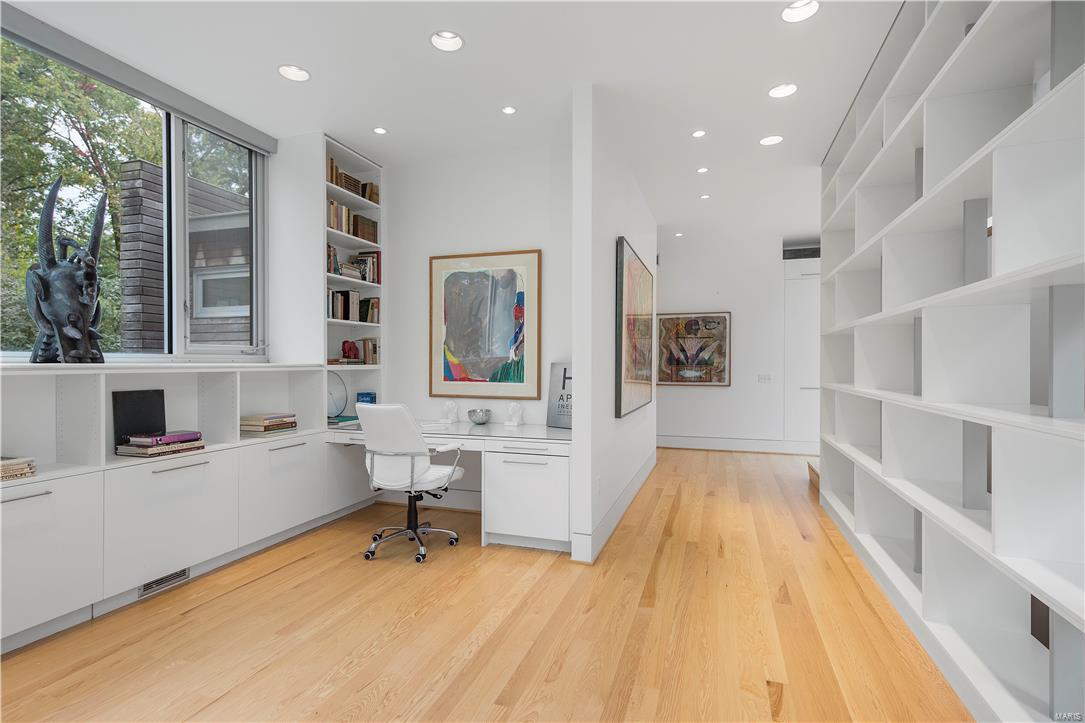 Ladue - Residential
