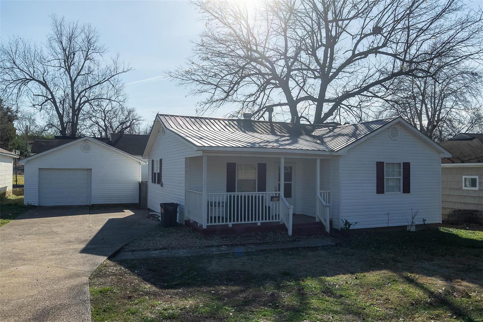 Check out this 2 bed, 1 bath home that's located in the heart of Poplar Bluff. There's a detached garage and a fenced in back yard for your pets to roam! It won't last long!