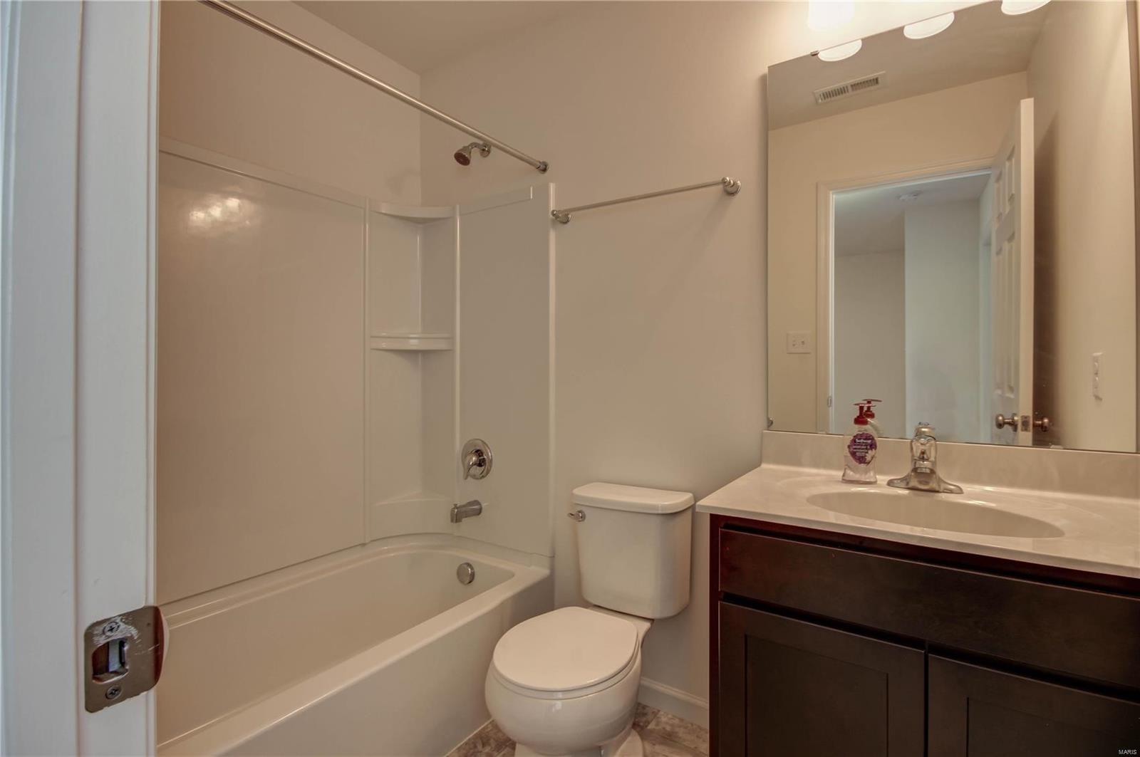 Maryland Oaks - Residential Lease