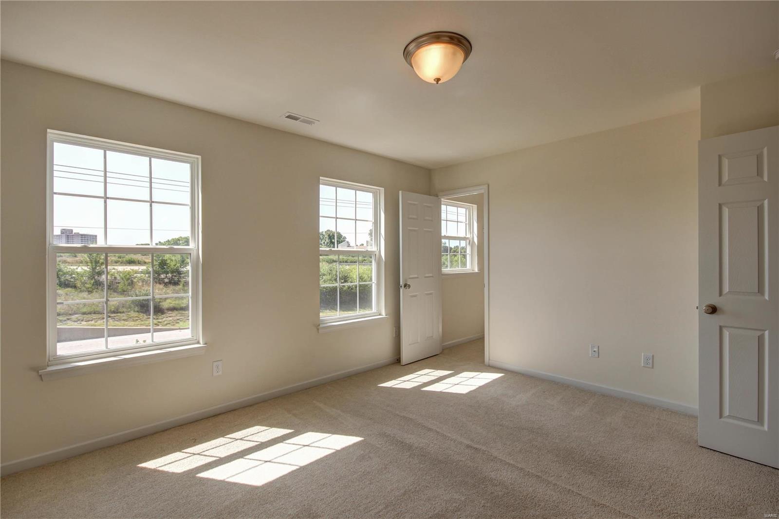 Maryland Oaks - Residential Lease