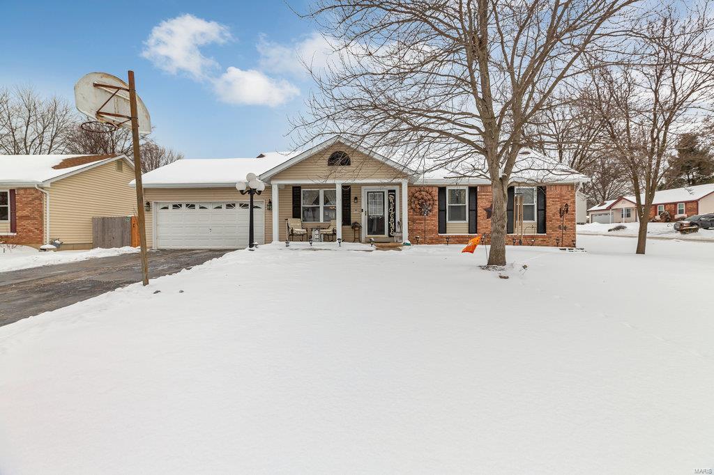 Don't miss your chance for this vaulted great room ranch in the highly sought after Ft. Zumwalt South school zone! Featuring 3 beds and 2 baths, this home sits on a HUGE CORNER LOT and is situated on a family friendly cul de sac! Walk in and be greeted with soaring vaulted ceilings, wood floors, and white 6 panel doors. Kitchen boasts vinyl tile floor, gas range updated cabinets/tops, tile backsplash. Master suite has walk-in closet with private bath featuring walk-in tiled shower! Lower level has a huge family room that's perfect for extended entertaining as well two additional rooms for office space or sleeping areas. Backyard is an entertainment oasis with extended patios, 21 ft above ground pool, and hot tub. Storage shed is great to help save space in your garage for your cars! Lots to offer for under $200k! Hurry before the sign reads SOLD. Home has been loved by this owner for nearly 30 yrs and is being sold AS-IS. Seller will not perform any repairs. *AGENT RELATED TO SELLER* Additional Rooms: Mud Room