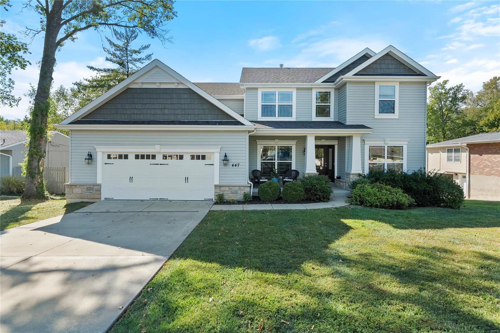 Newer construction home on quiet cul-de-sac in sought-after Kirkwood neighborhood. Over 4,400 sq. ft. of living space makes this an ideal home for many types of buyers w/ 3 levels of living space. Classic center hall w/ formal living & dining rooms. Large FR is divided by wet bar which makes entertaining a breeze. Large sunroom w/ floor to ceiling stone mantel & hearth, vaulted ceiling & woodburning frplc. opens to expansive deck overlooking park-like setting w/ total privacy. Chef's kitchen w/ large center island can seat 3/4 people, custom cabinets, stainless steel appliances, adjoining breakfast room also opens to deck...ideal for grilling & chilling, large 1st floor laundry room + butler's pantry complete the 1st floor.  Spacious primary suite w/ palatial walk-in closet & luxurious ensuite bath.  2 add'l bdrms, full bath and a large loft ideal as a home office and/or children's play/study room.  Large, finished lower level w/ huge wet bar, sunken rec. room + add'l bdrm & full bath.