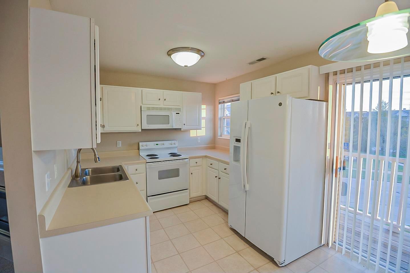 Woodland Crossing Condo One - Residential