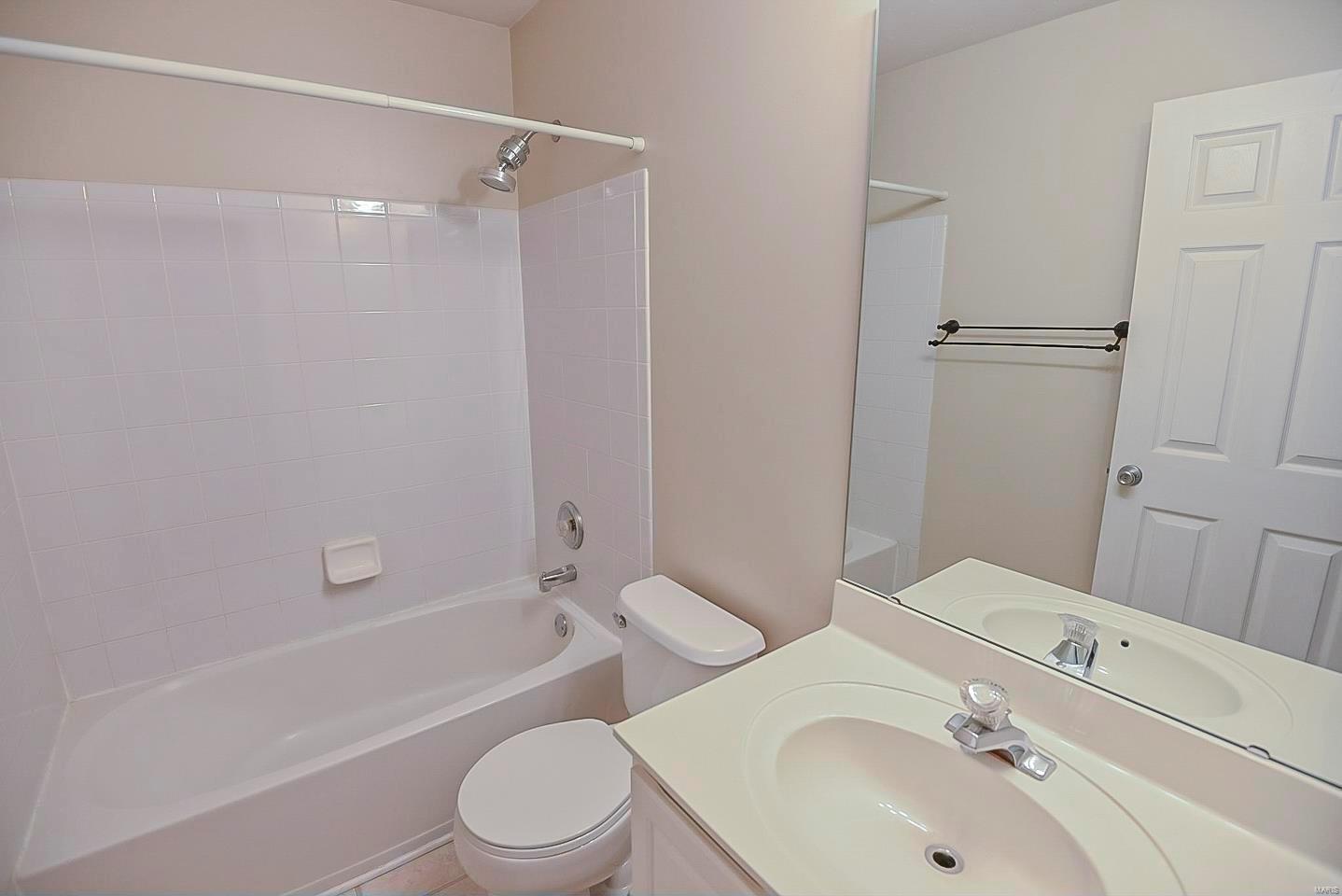 Woodland Crossing Condo One - Residential
