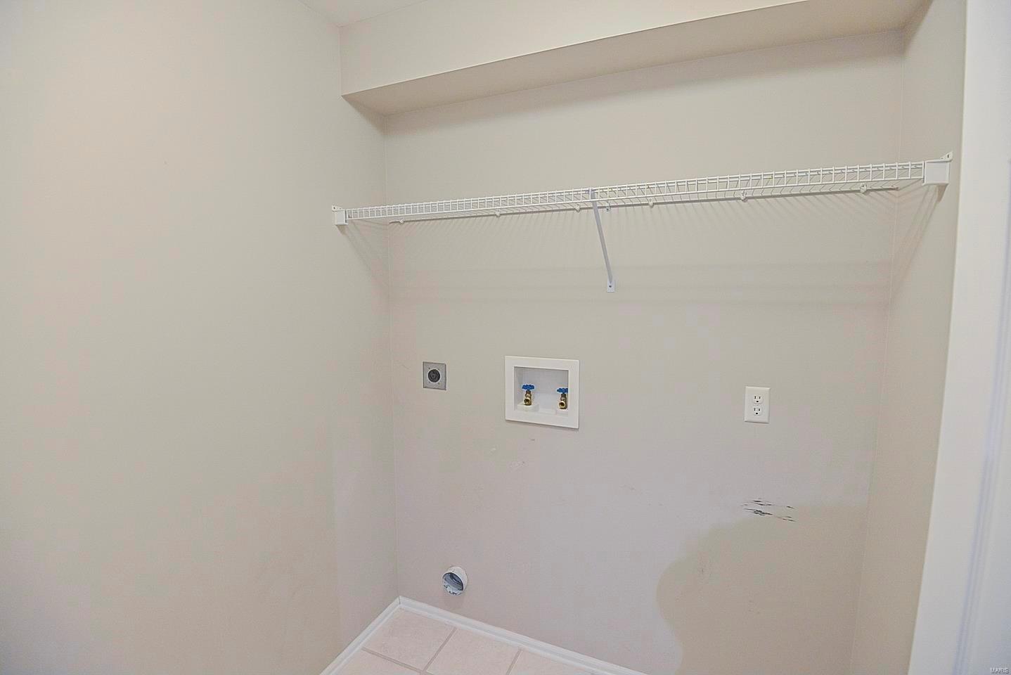 Woodland Crossing Condo One - Residential