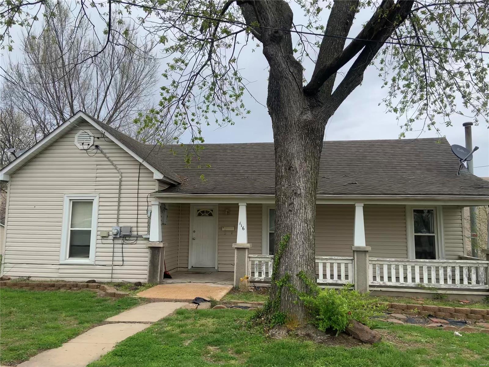 Check out this spacious 2 bedroom, 1 Bathroom home is located on a dead end street, with a spacious back yard and small shed.  With a little love this home would be the perfect starter home.  Updated windows, off street parking this place is priced to sell.