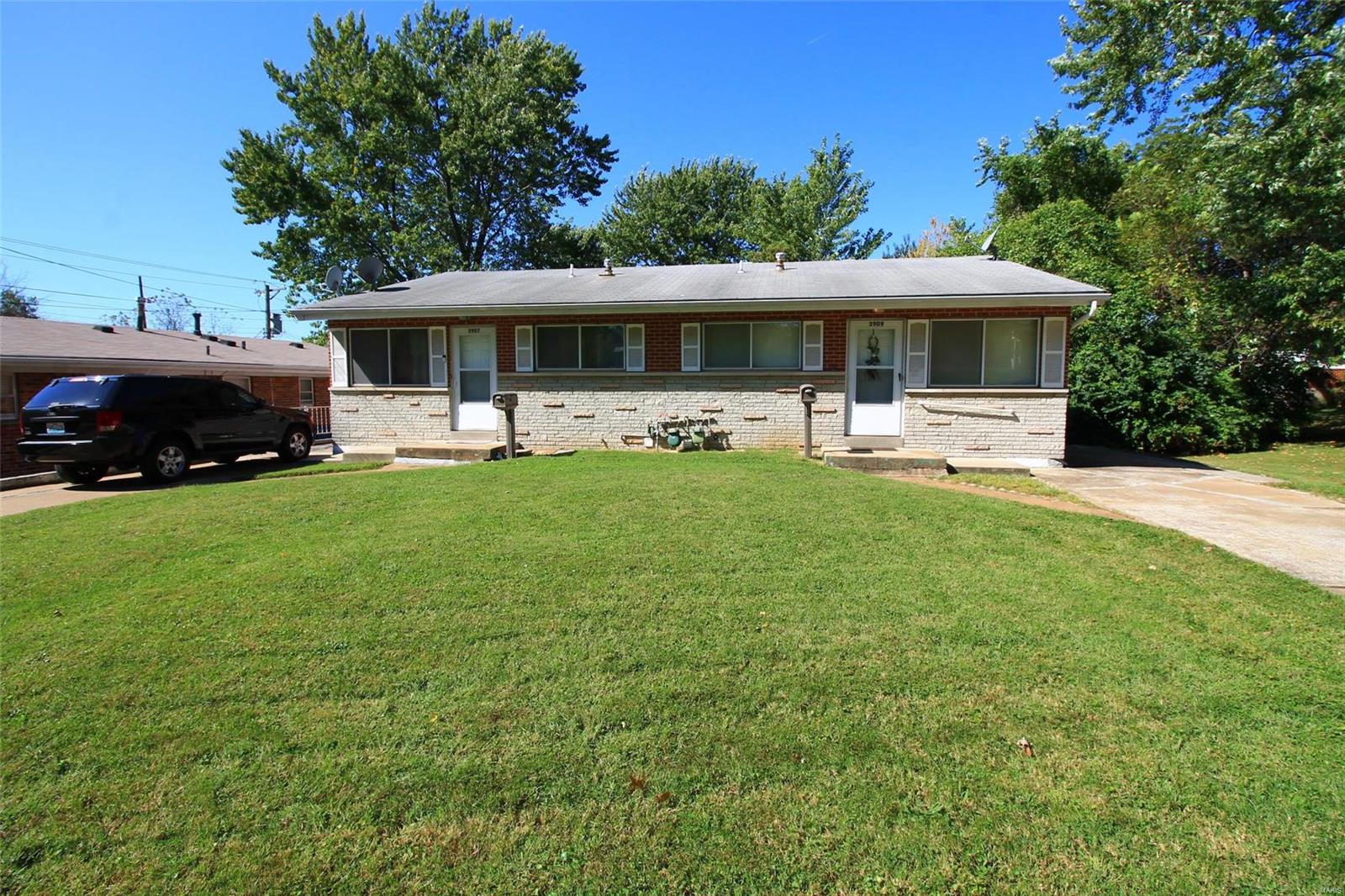 Nice solid brick ranchette duplex style with full walkout basements and off street parking with separate driveways. both units are two bedrooms, 1 and 1/2 baths, full basements with finished areas and yet still plenty of unfinished area for laundry and storage. Kitchens have gas cook tops, wall ovens, lots of cabinets, and dishwashers. Baths have been partially updated over the years. 3909 has refinished hardwood floors throughout most of main level, HVAC only a couple years old, fresh paint. Both units have updated electrical service in 2006. Exterior is low maintenance brick with covered soffit and fascia. Nice back yard is fenced. Walk out lower levels have egress windows so opportunity is there to add 3rd bedrooms to each unit. Plan is to have a 2-3 hour window of time to view units one day week of 10/14-10/18. Call with any questions.