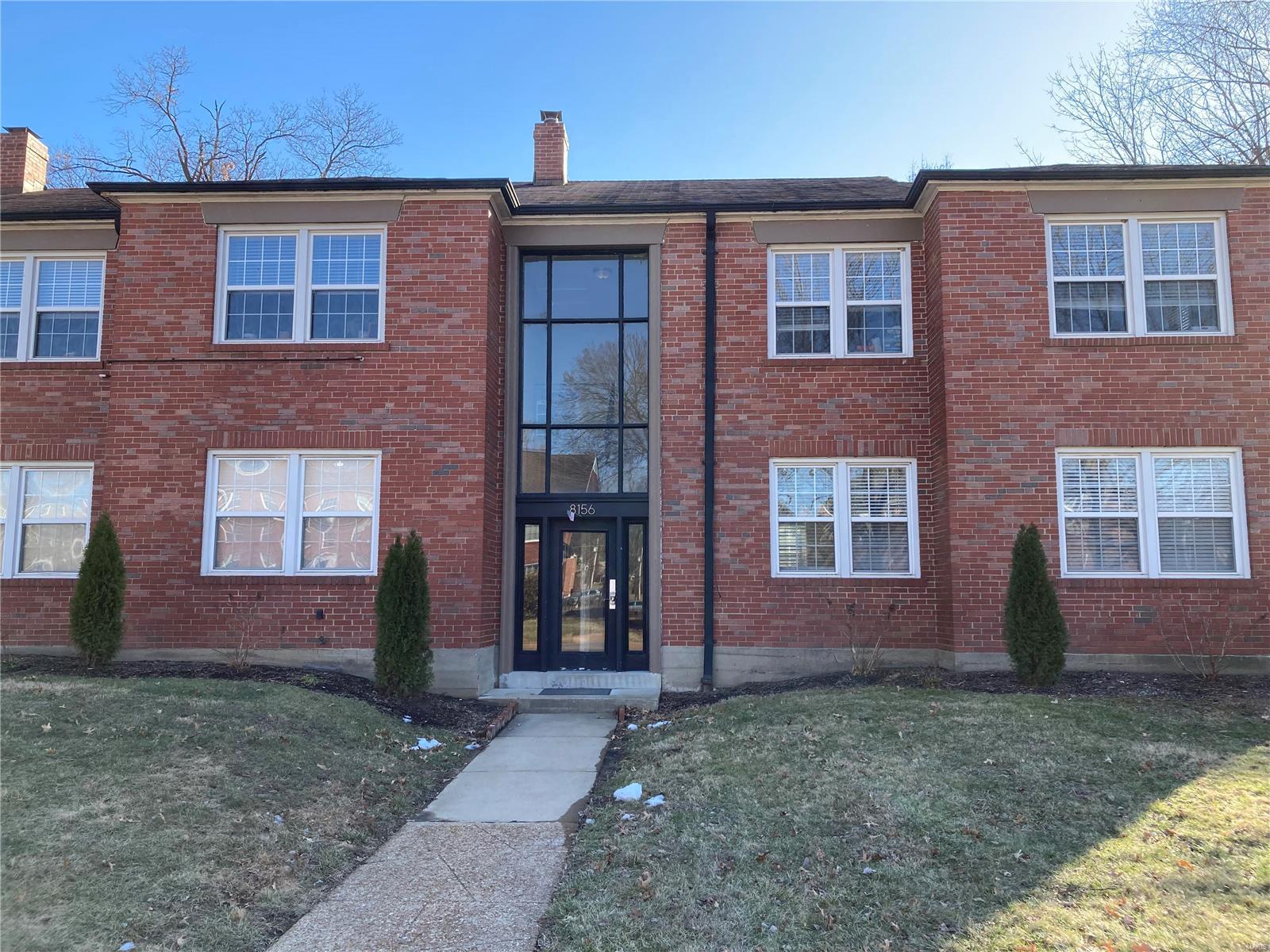 Thoroughly renovated 2 bed 1 bath apartment. Completely new kitchen and bathrooms with new cabinetry, quartz tops and new plumbing fixtures. Stainless appliance package. Secure garage parking. New thermal windows. Quiet, comfortable location. Unit is ready for immediate occupancy. $1595/month. One year lease is standard.