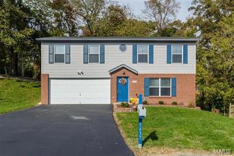Here is the home you have been waiting for!  Large master bedroom with big walk-in closet.  This home has many new upgrades.  The roof was replaced in 2015 with architectural shingles, new carpet  and new dishwasher installed this year (2016).  The basement (an extra 504 sq ft) is clean as a whistle and could easily be made into additional living area. The yard is landscaped, and provides a comfortable peaceful setting.