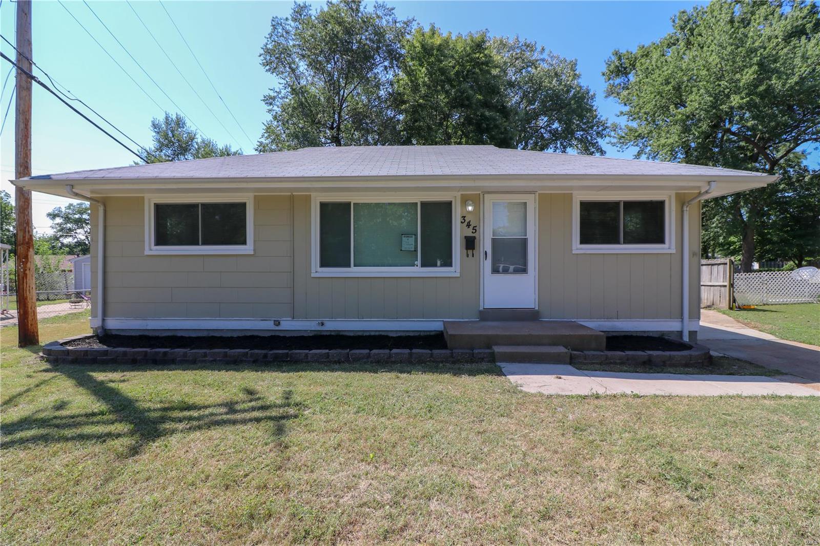 Cute 3 bed, 2 bath with fantastic backyard!  This home also has an oversized garage, fresh paint throughout, newer vinyl windows, new water heater, newer electric panel, newer plumbing, and a nicely finished full bath downstairs.  This place is perfect for a nice finished basement area for entertaining.  Come check it out!