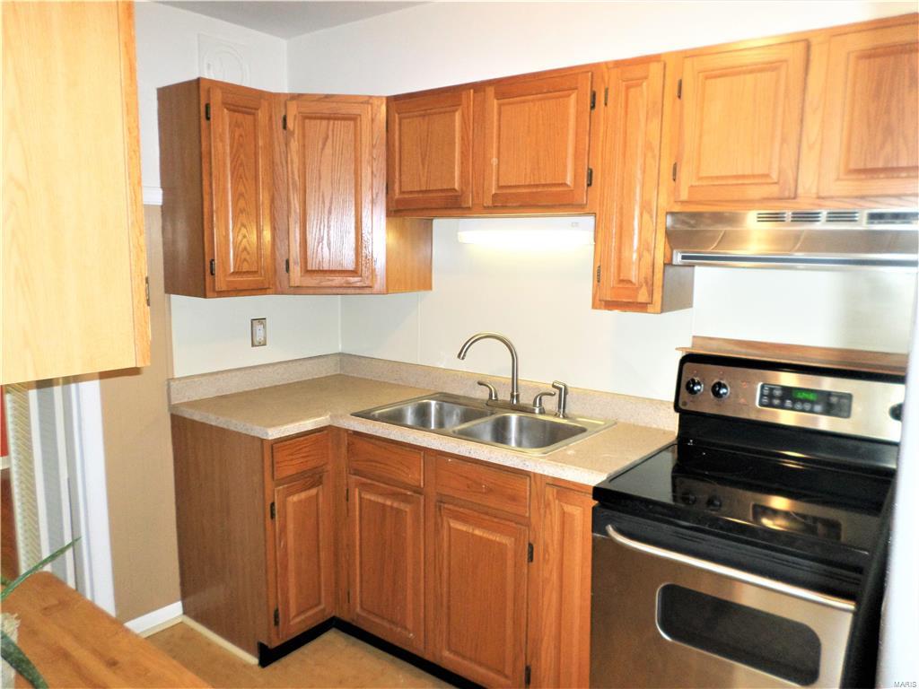 Meadow Brook Downs 3 Blks 4 - Residential