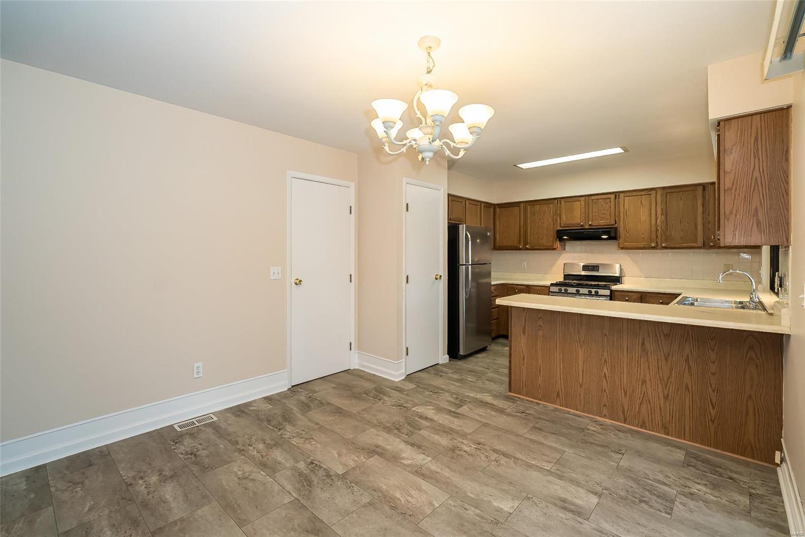Country Creek #6 - Residential Lease