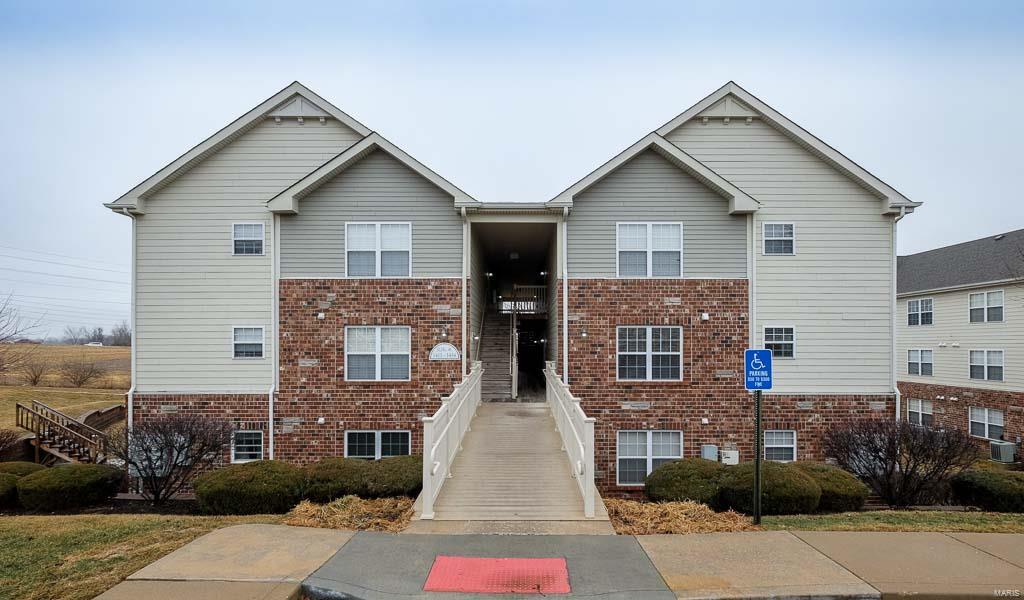 Gorgeous condo just waiting for a new owner! Location is everything and this 2 bedroom condo sits minutes from Hwy 364 and I-64. The entire interior has been freshly painted and new carpet is found throughout. The kitchen features upgraded cabinets, stainless appliances, built in desk and large eat-in area. The private balcony is great for relaxing and additional storage room is located off the balcony area. The master bedroom features a huge walk-in closet and adjoins to the bathroom for easy access. There is also an additional storage room, opposite of the laundry room to provide you space for all your belongings! You do not want to miss out on this wonderful unit that is directly off the entrance from the parking lot...No Stairs to climb!! Be sure to check it out before this one is gone! Location: Ground Level