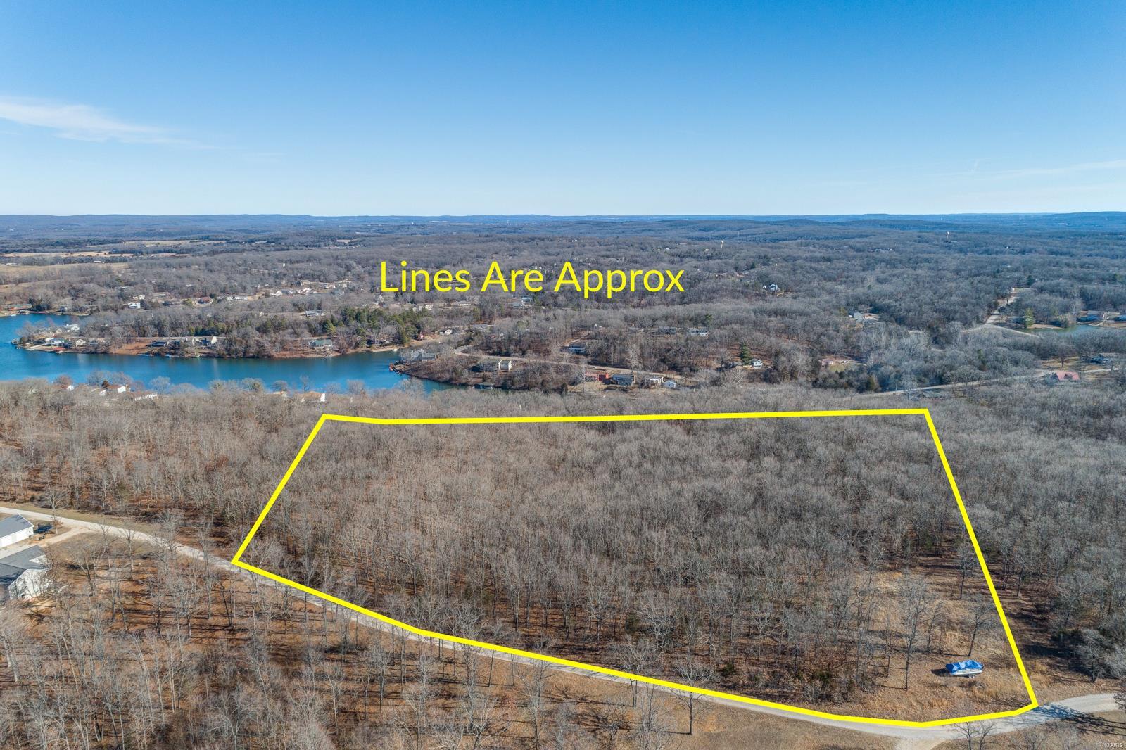 Great piece of property located next to Terre Du Lac MO. 20 acres waiting for you to build your dream home or just use a hunting.  Located in Washington county. No mobile homes.