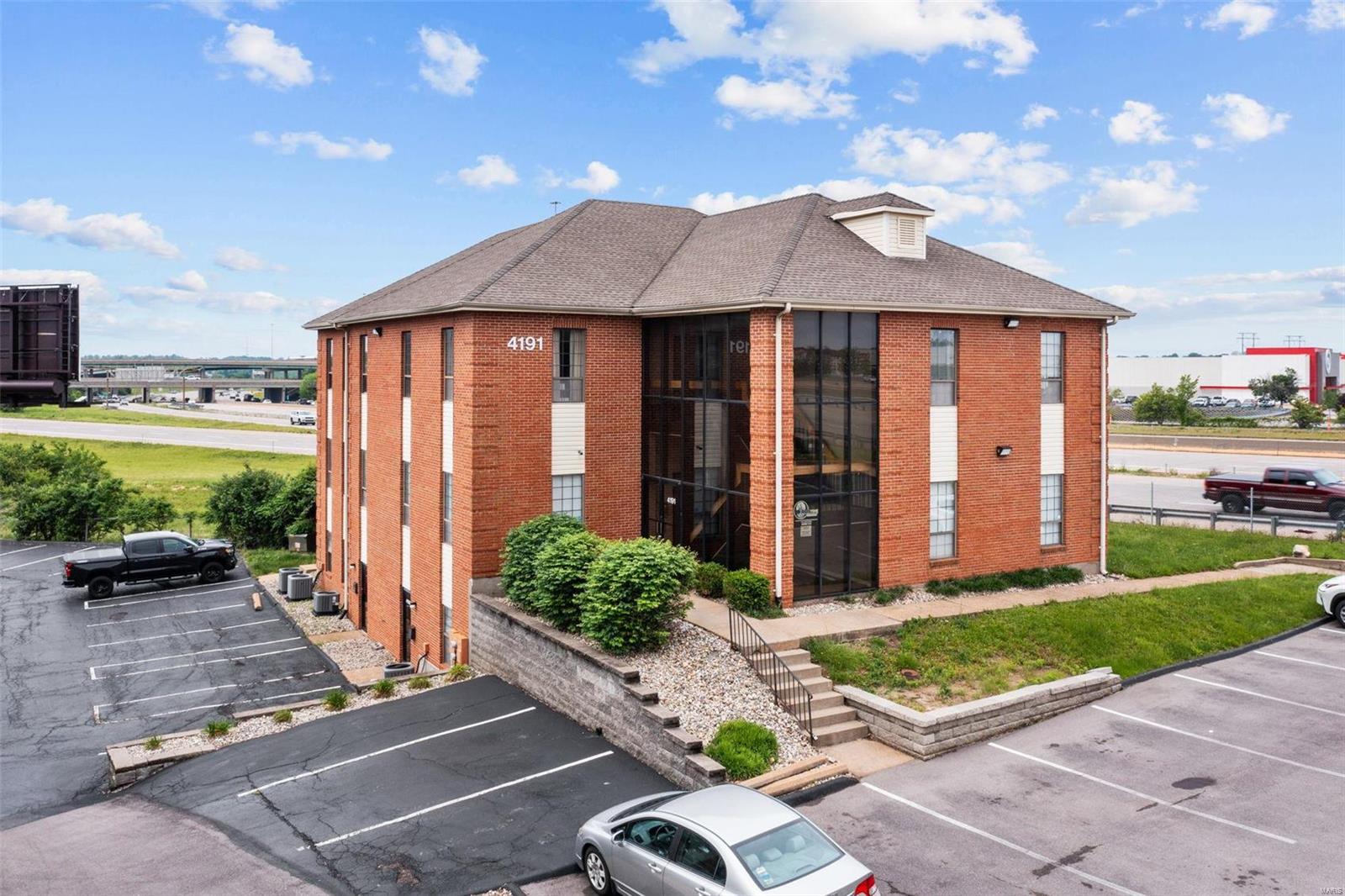 South Port Office Park - Commercial Sale