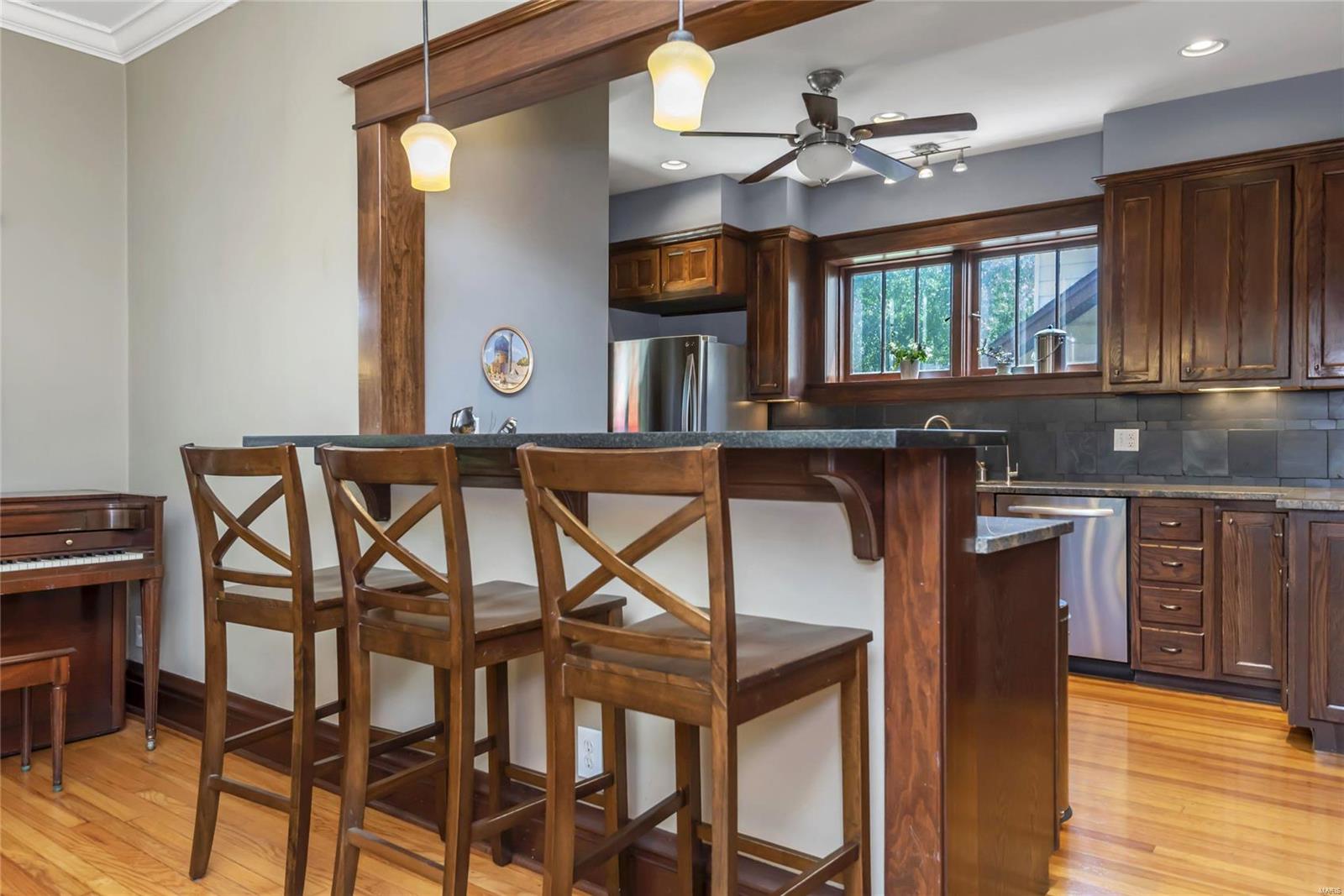 Tuxedo Park - Residential