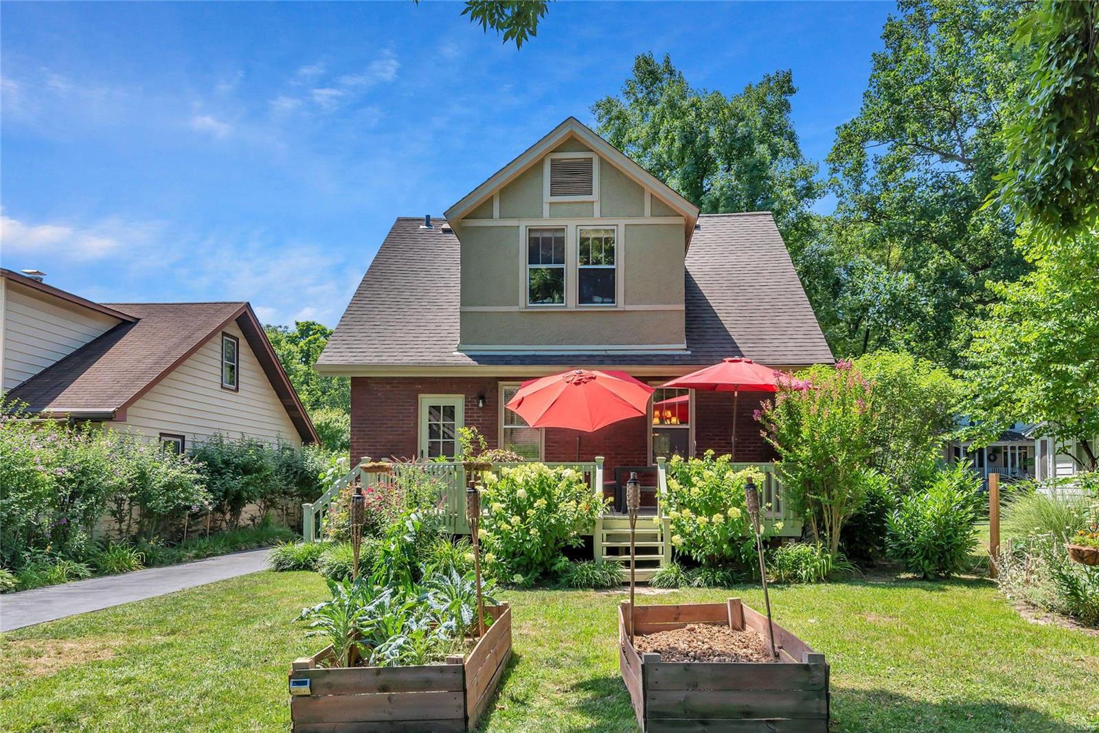 Tuxedo Park - Residential