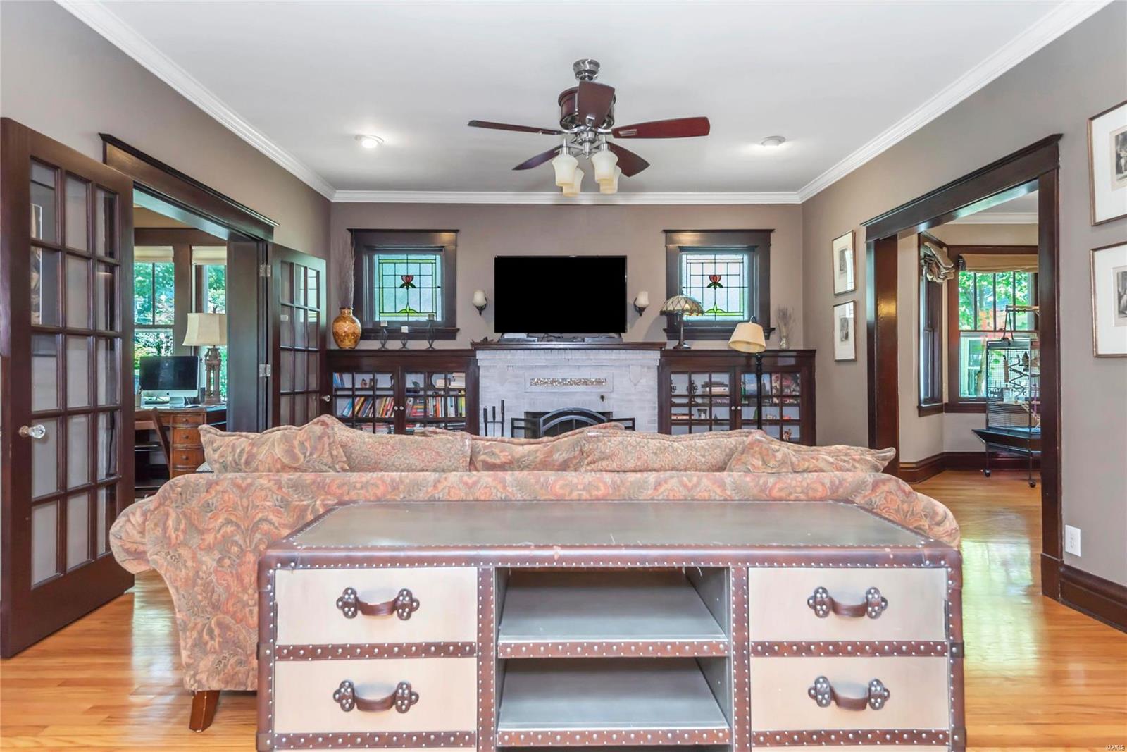 Tuxedo Park - Residential
