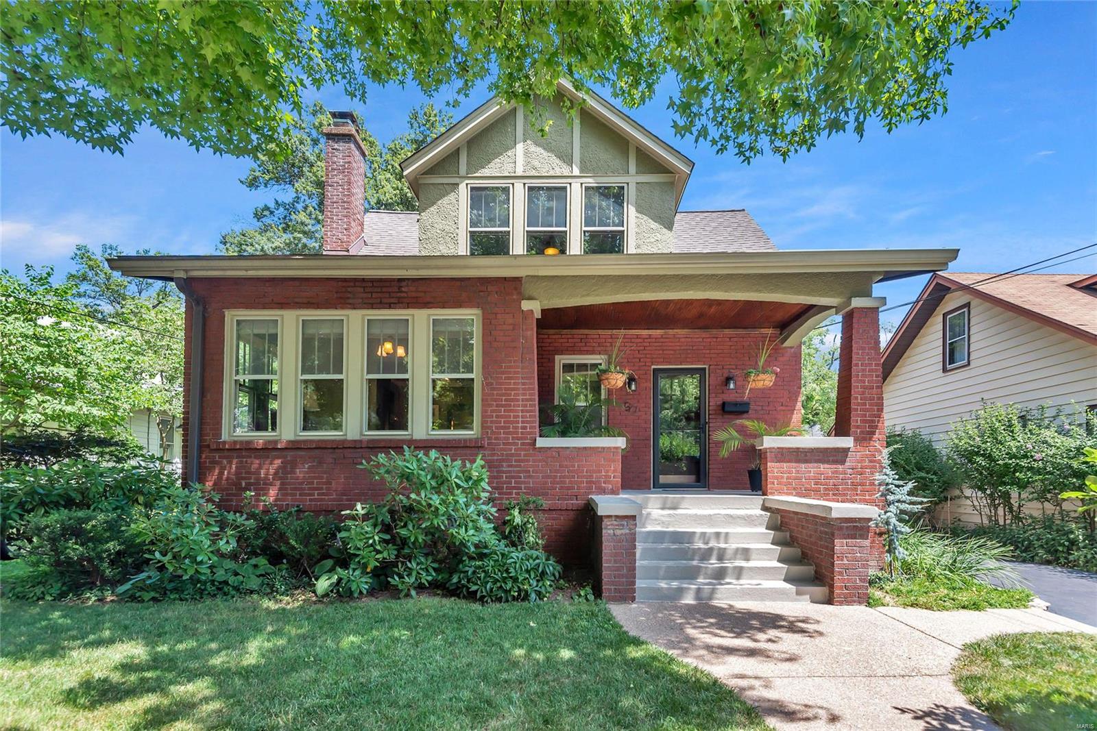 Tuxedo Park - Residential