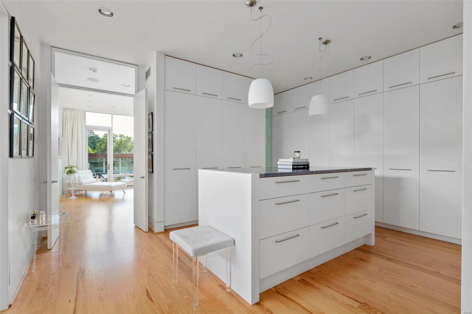 Ladue - Residential