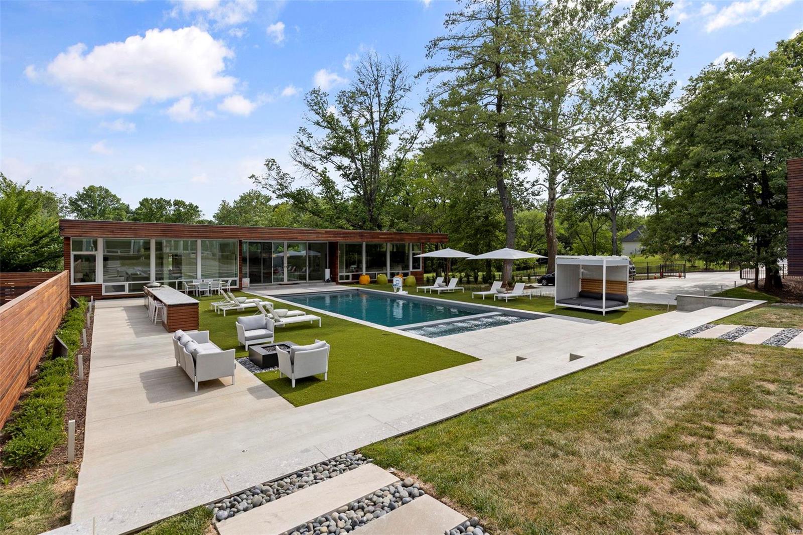 Ladue - Residential