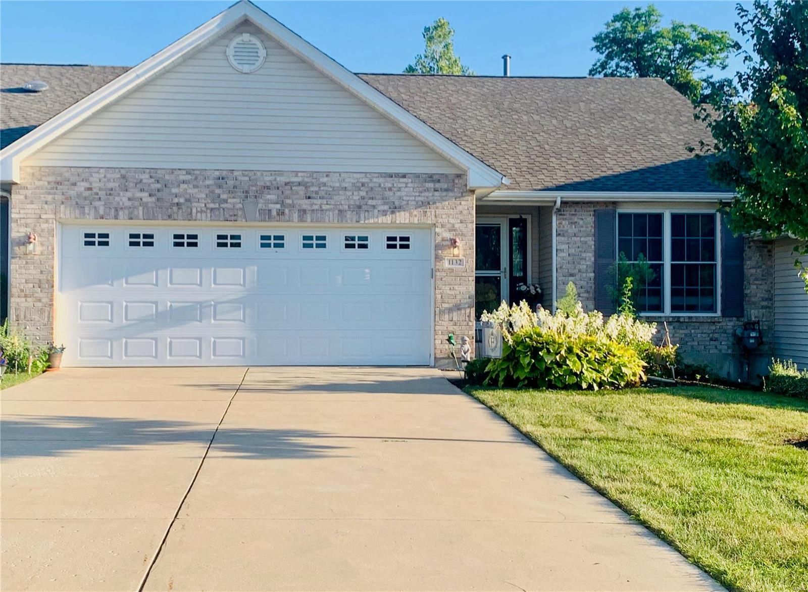 Location, Location, Location! Very well maintained villa in the Villa Crossing community. Great open floor plan. Everything you need all on the main floor. Beautiful entry foyer leads to the living/dining room combo with vaulted ceilings and a gas fireplace. The kitchen offers breakfast room combo, newer granite countertops, tiled backsplash, custom built-in pantry, and access to private deck with newer sliding glass door. Main floor laundry, spacious master bedroom with full master bath! Oversized two-car garage, no more snow shoveling or lawn cutting- all taken care of by the HOA. Walkout lower level features large family room, 3rd bedroom, 3rd full bath, bonus office, and plenty of storage! Easy access to schools, shopping, and the highway! Location: Interior Unit, Suburban