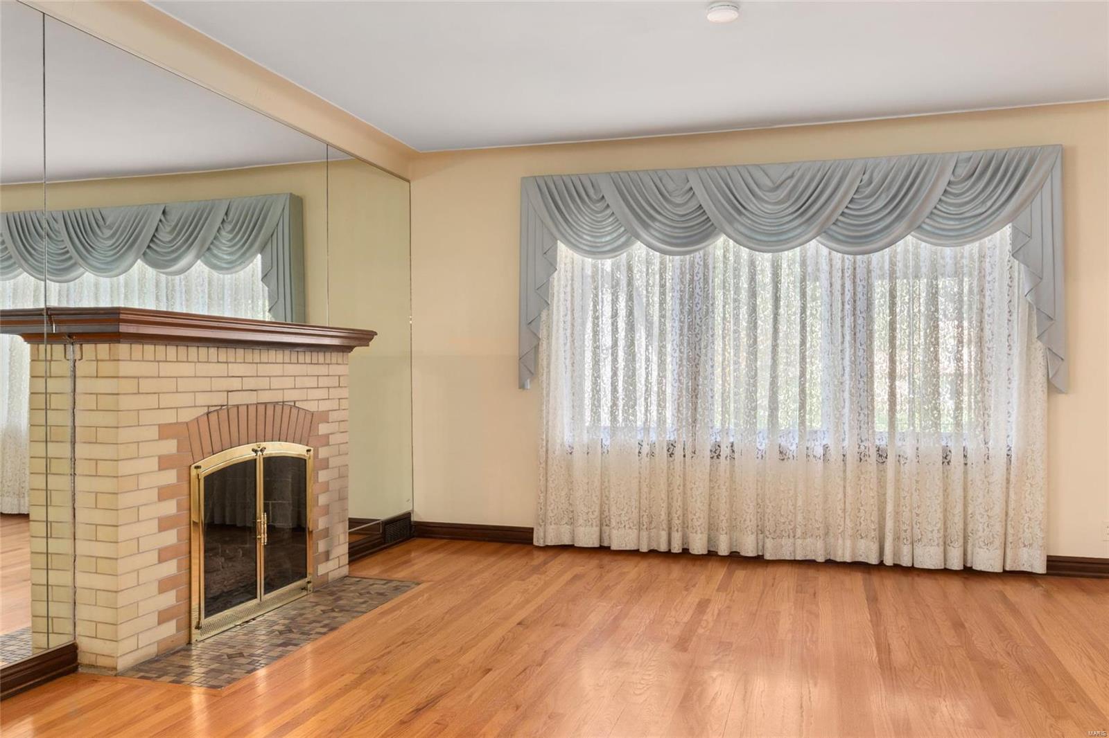 Hilltop Estates Lts 25 & 26 - Residential Lease