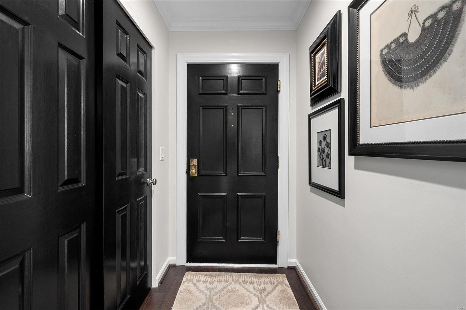 Homewood Condo - Residential