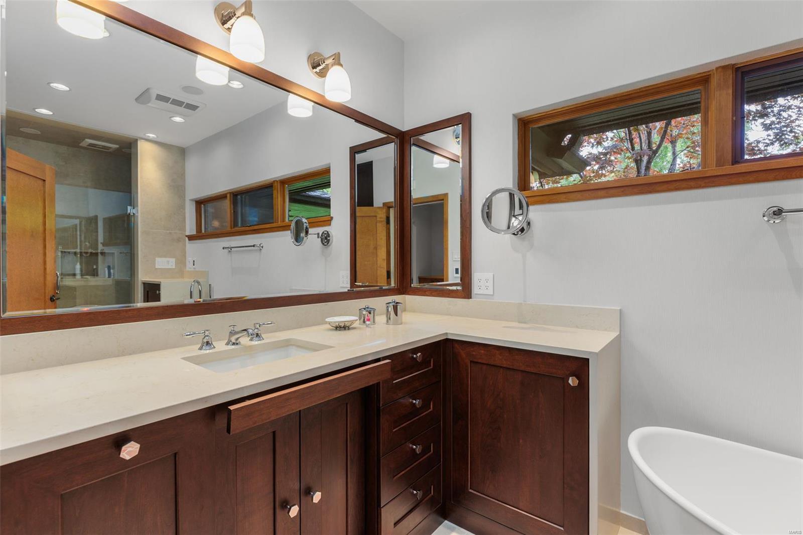 Country Estates Place - Residential