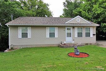Move-in ready & immaculate 3 bedroom, 2 bath home with large kitchen, dining room with large pantry, large master bedroom with master bath.  Great back yard & deck.  Lots of off street parking.  Comes with AHS Home Warranty.