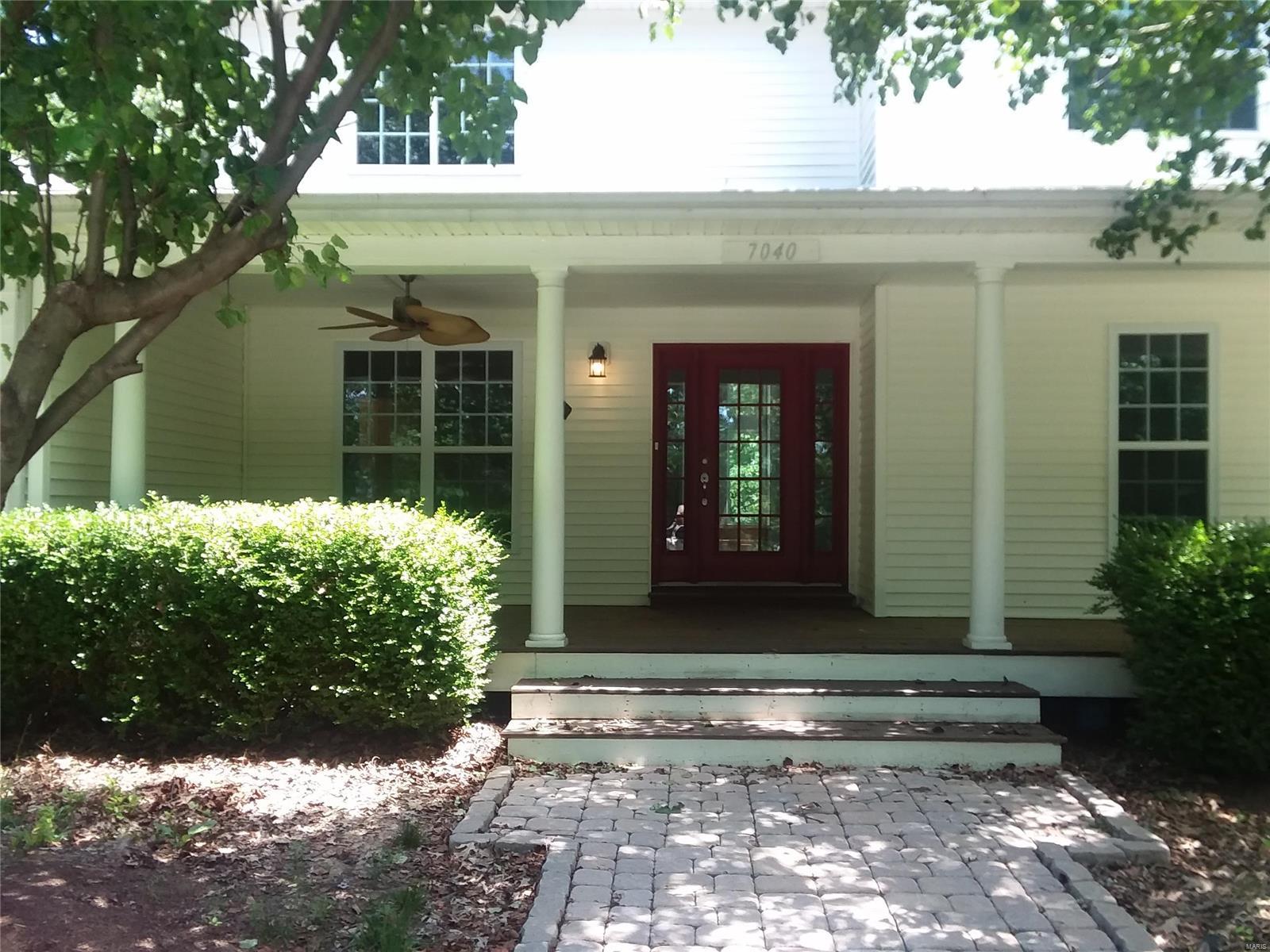 STATUS CHANGE - NO FURTHER SHOWINGS.

LARGE 1 1/2 STORY, 4 BEDROOM HOME NESTLED ON 4 ACRES OF TREES.  HOME OFFERS A LARGE COVERED FRONT PORCH WITH CEILING FAN, AS WELL AS DECKS OFF OF BREAKFAST ROOM AND MAIN FLOOR MASTER BEDROOM. 

ENTRY FOYER LEADS TO 2 STORY GREAT ROOM FEATURING HARDWOOD FLOORS, A WALL OF WINDOWS AND A VENTLESS PROPANE GAS FIREPLACE.

SIDE ENTRY ATTACHED GARAGE OFF GRAVEL DRIVEWAY, AS WELL AS A  PAVED CIRCLE DRIVE AT FRONT OF HOUSE. 
 
MANY RECENT UPDATES INCLUDE REFINISHED HARDWOOD FLOORS AND NEW CARPETING; SOME NEW PAINTING;  NEW VANITY IN UPSTAIRS BATHROOM; NEW DINING ROOM CHANDELIER; NEW STOVE, SINK, AND DISHWASHER;  NEW WELL PUMP.  

MAIN FLOOR MASTER AND 3 LARGE UPSTAIRS BEDROOMS.  LARGE UNFINISHED WALK OUT BASEMENT WITH LARGE WINDOWS AND ROUGHED IN PLUMBING.