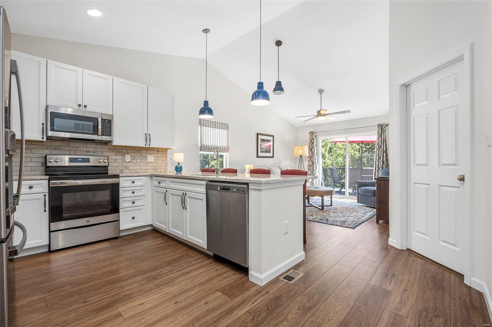 Locust Valley - Residential