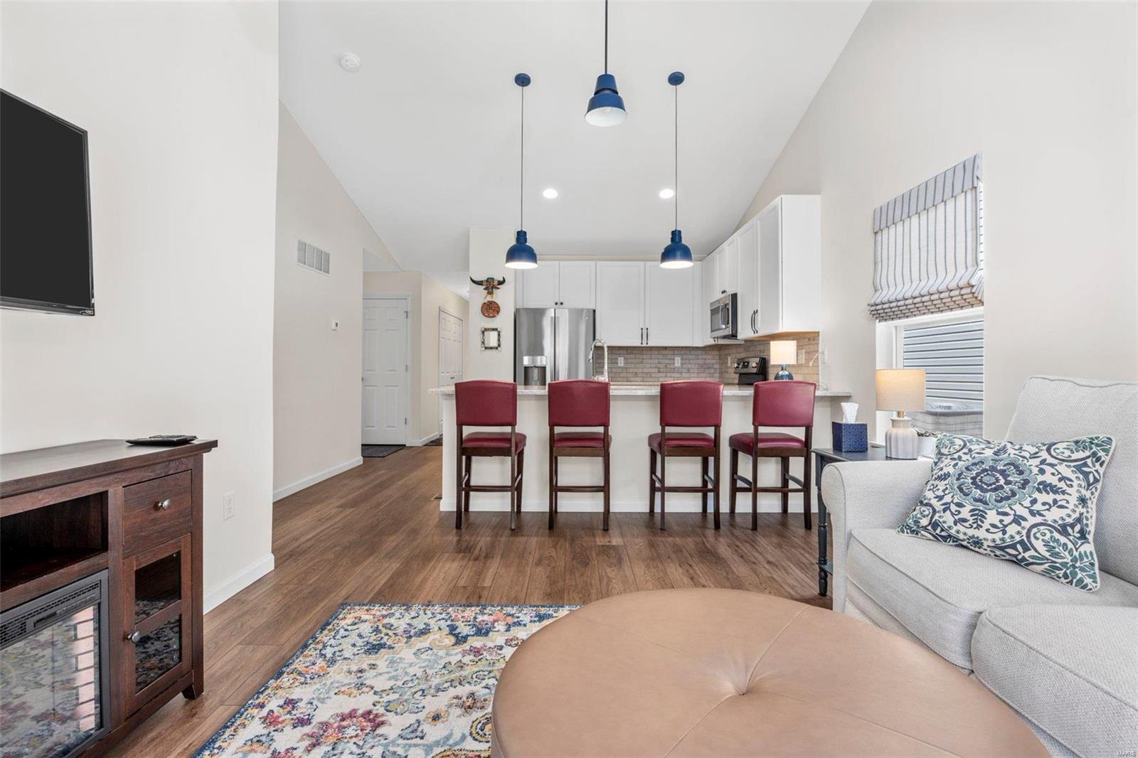 Locust Valley - Residential