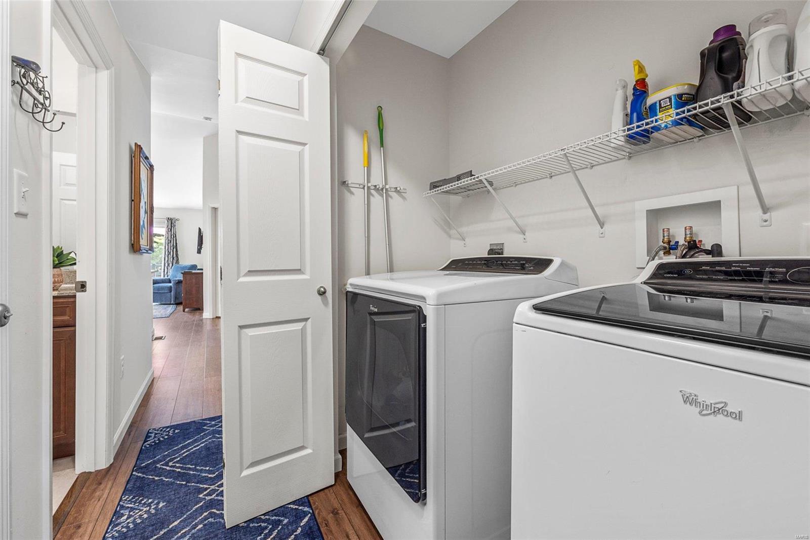 Locust Valley - Residential