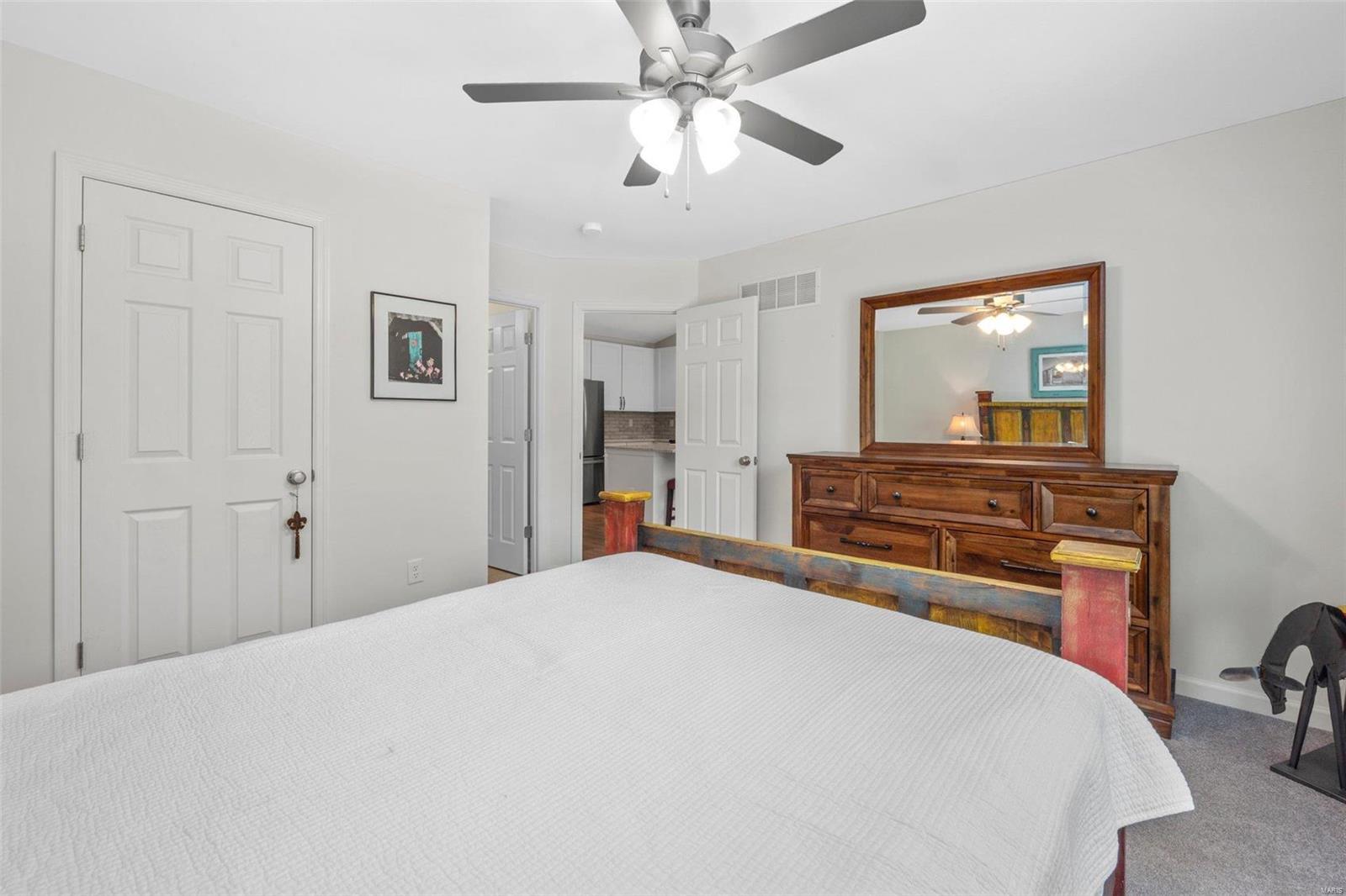 Locust Valley - Residential