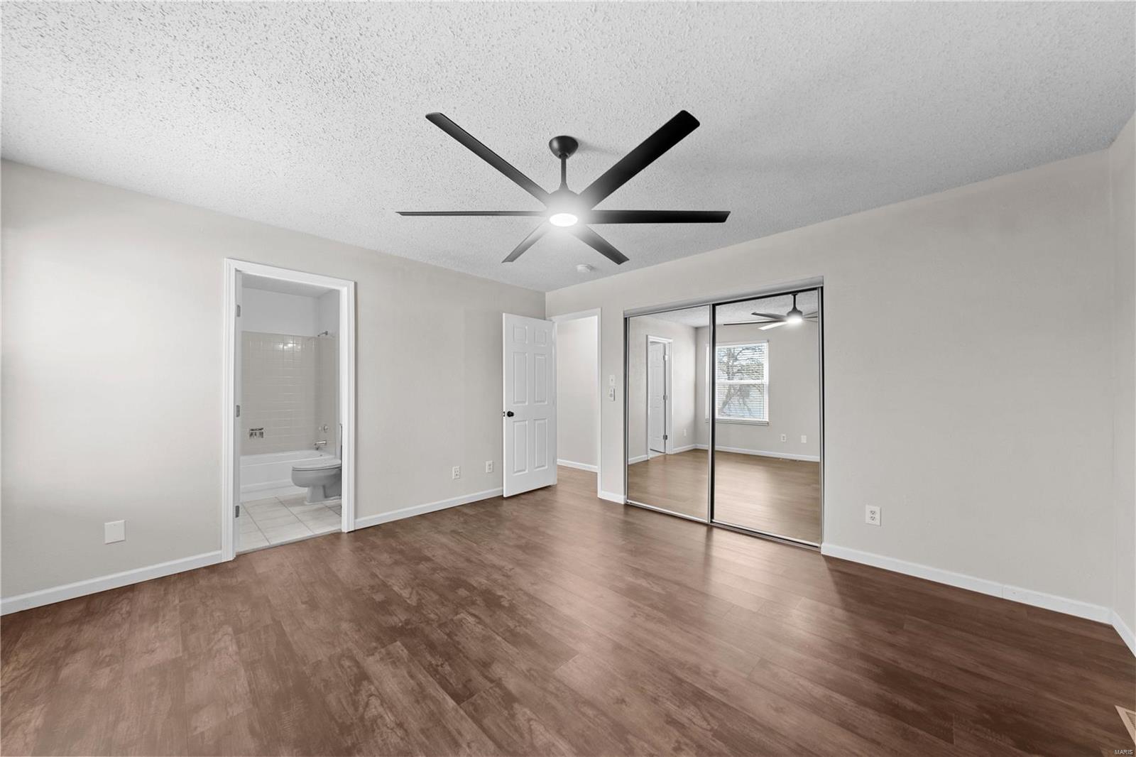 Lynnbrook #4 - Residential