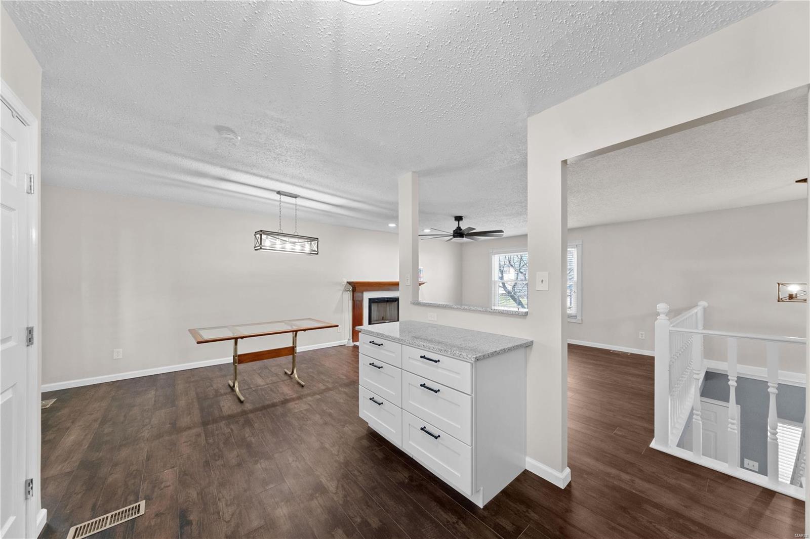 Lynnbrook #4 - Residential
