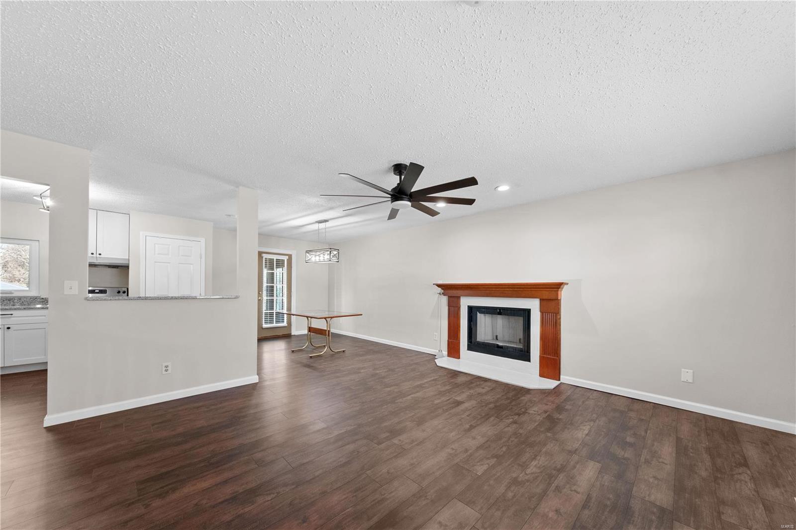 Lynnbrook #4 - Residential