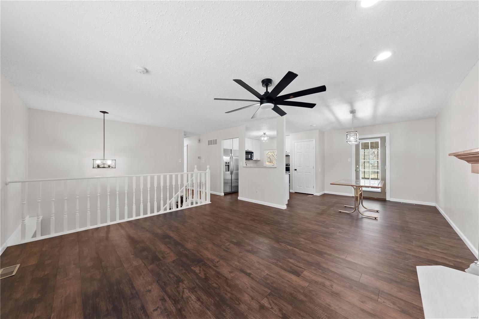 Lynnbrook #4 - Residential