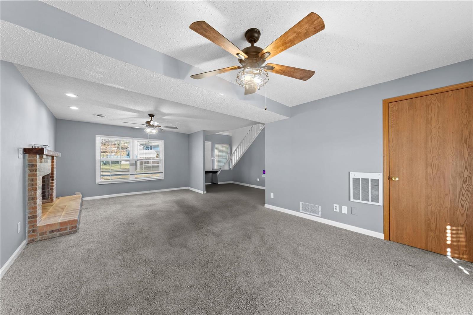 Lynnbrook #4 - Residential