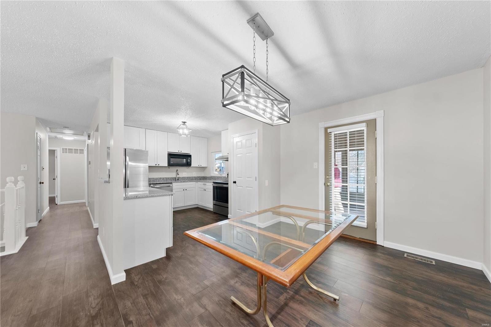 Lynnbrook #4 - Residential