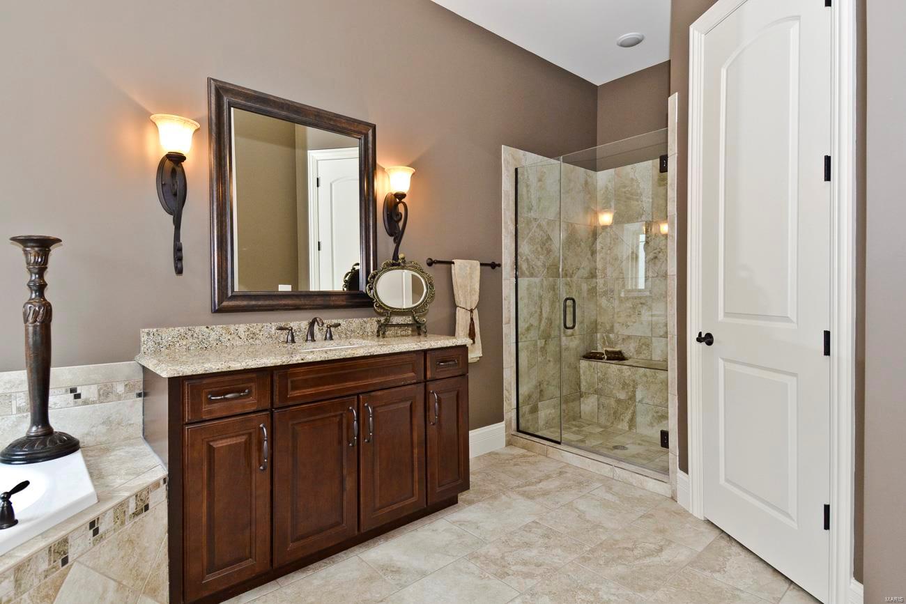 Arbors At Kehrs Mill - Residential