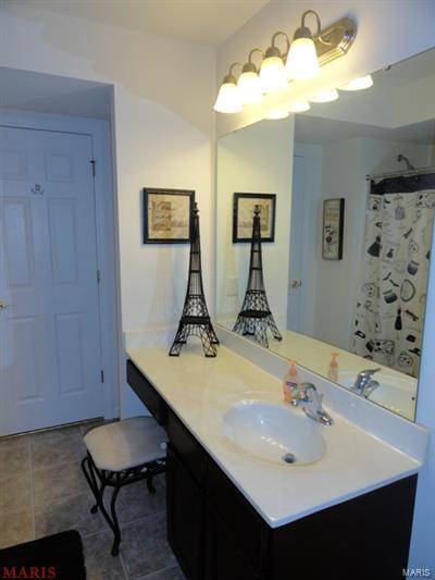 Bella Vista Condominiums - Residential Lease
