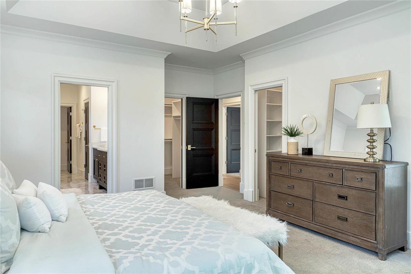 Oak Estates - Residential