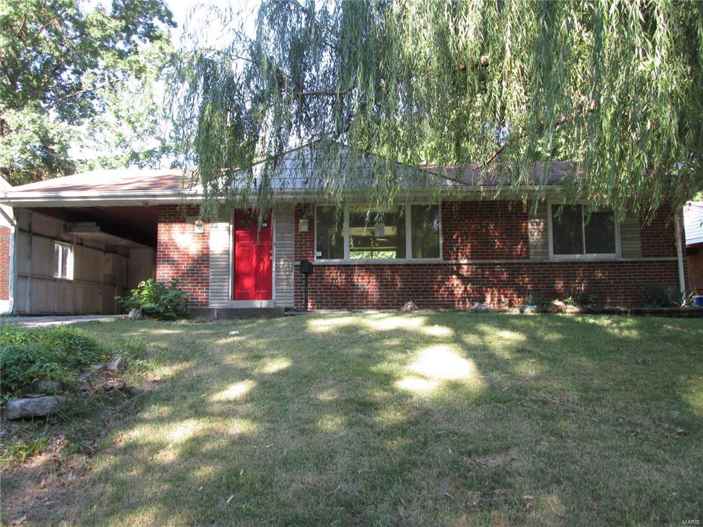 This lovely ranch home is waiting for a family to love it!   

This property is move in ready!  Tons of space in every room.  Large eat in kitchen, sliding doors from the dining room to your patio and back yard and a large back yard just waiting for you to entertain friends and family.

A nice attached carport and additional parking off street will complete your home!  

Make your offer today!

HUD property: OPEN TO ALL BIDDERS