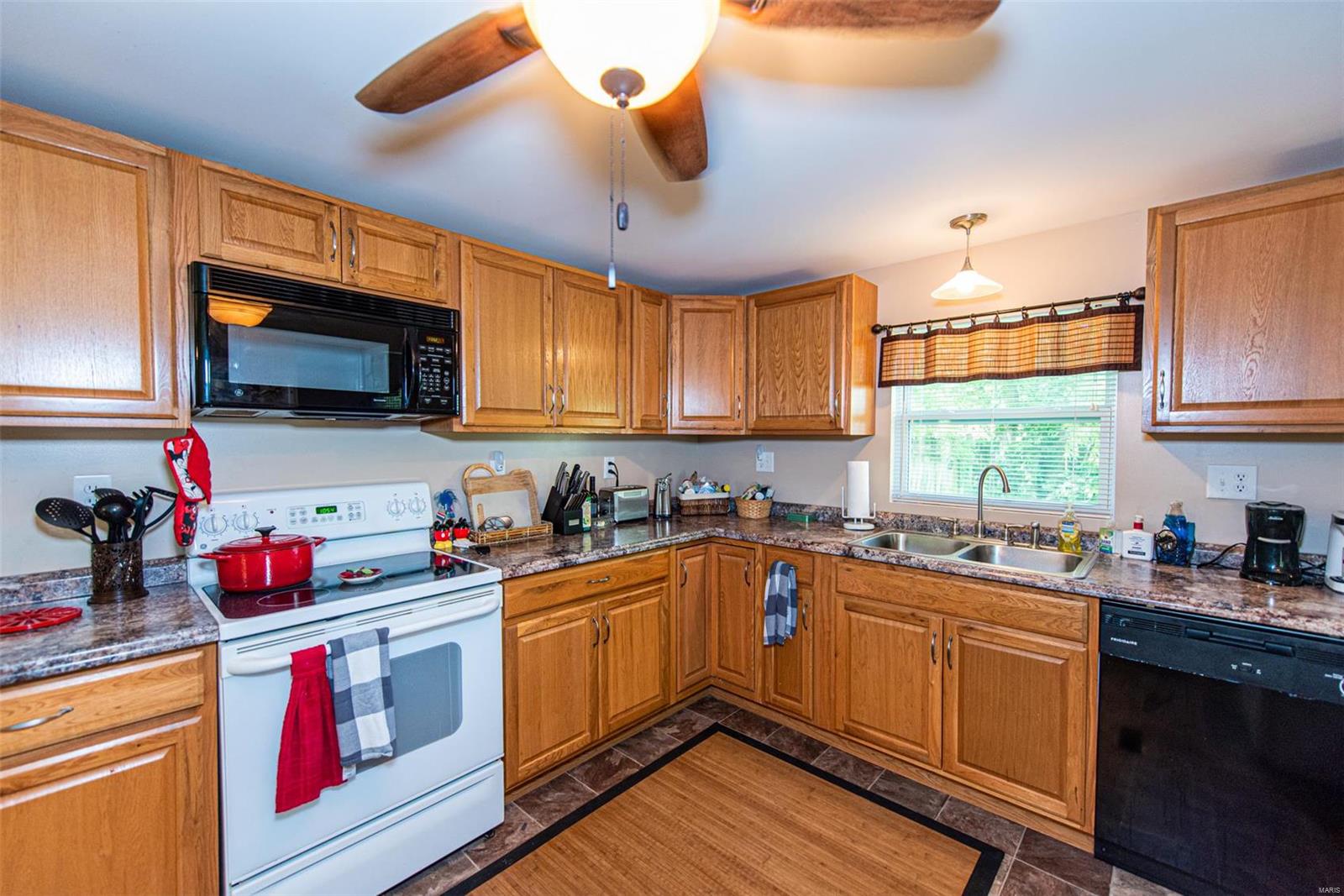 Hill Crest - Residential