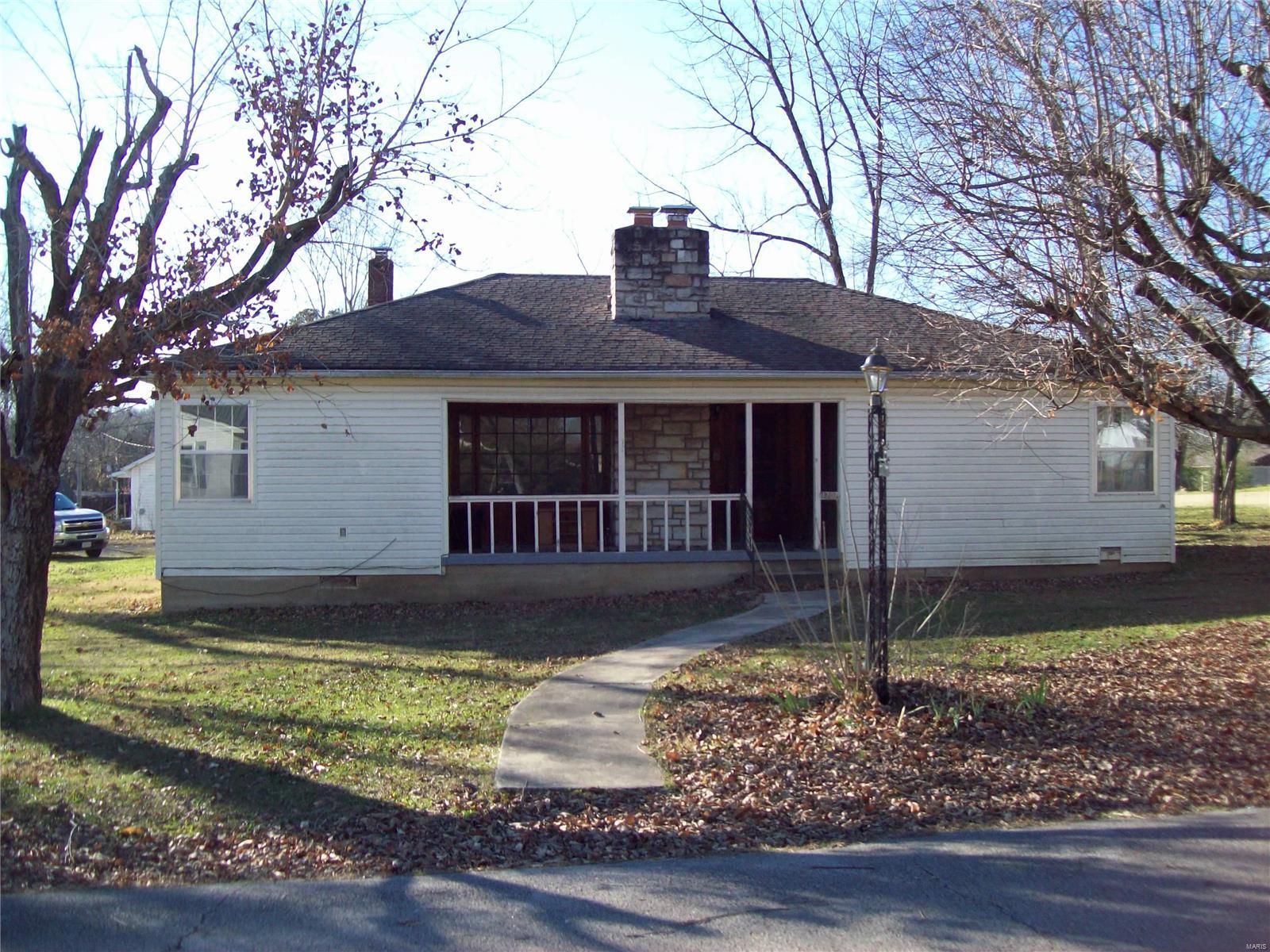 Investors!!! Home in Piedmont on a large corner lot. 2 Bed and 2 Bath home, some original hardwood floors. The dining room could be turned into an additional bedroom with little cost involved. Central Heat & Air. The seller has used for rental income for several years. Needs just a little TLC. Detached shop/garage.